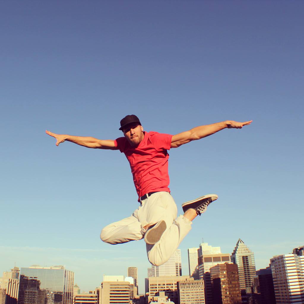 Salto Artístico de Baile Urbano en Montreal - Jorge Safer
