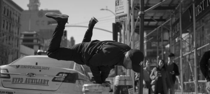 Pose de Break Dance Artística en Nueva York - Jorge Safer